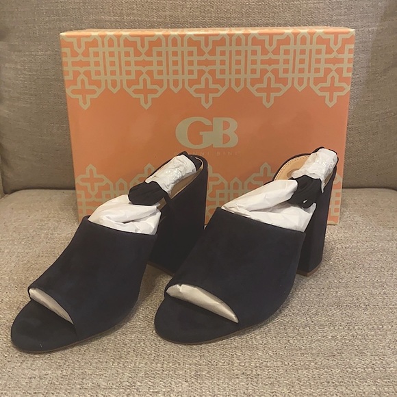NWT GB navy suede ankle tie block heels - size 7 - Picture 3 of 10